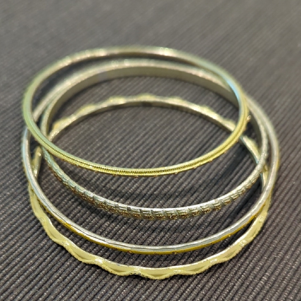 Bracelet Set Of 4 Chic Yellow/Gold Tone